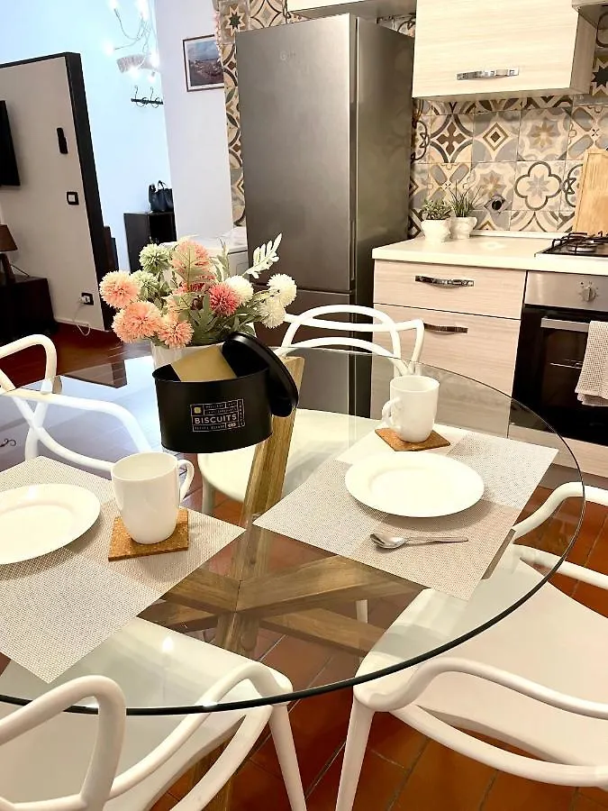 City Centre Life Apartment Verona 0*,