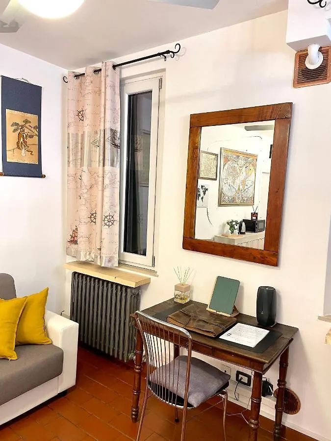 City Centre Life Apartment Verona Italia